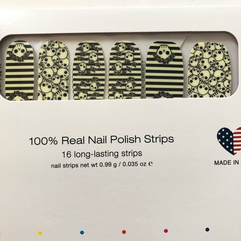 ❌SOLD❌Color Street Literally Dead Nail Strips Glow in Dark Retired Rare HTF - Picture 2 of 4